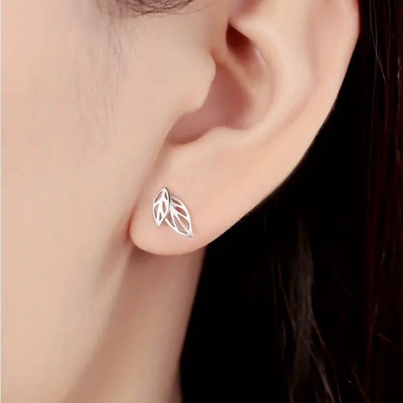2/$30 Genuine 925 Sterling Silver Leaf Cutout Earrings - Picture 5 of 9